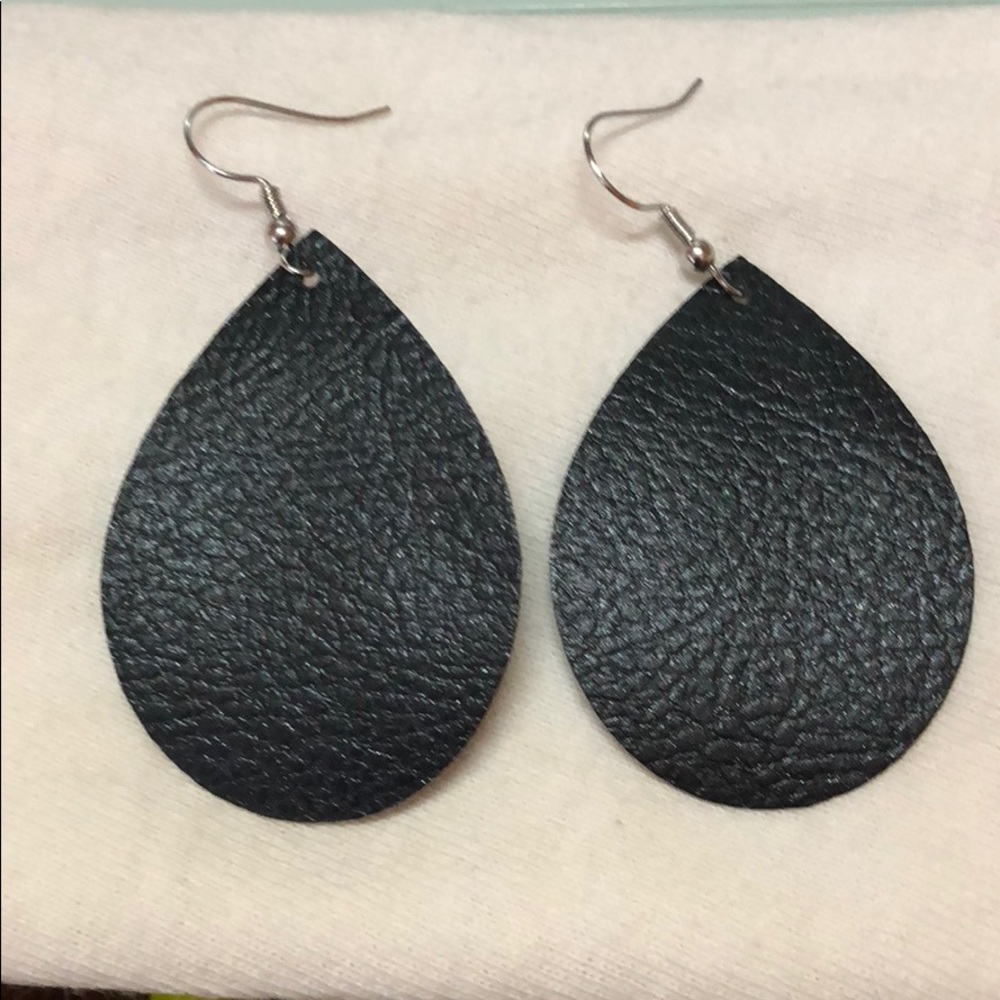 Faux black leather Teardrop earrings